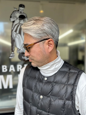 大人サイドパートヘアー