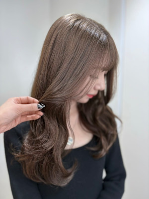 透け感たっぷり！ミルクティーブラウンカラー