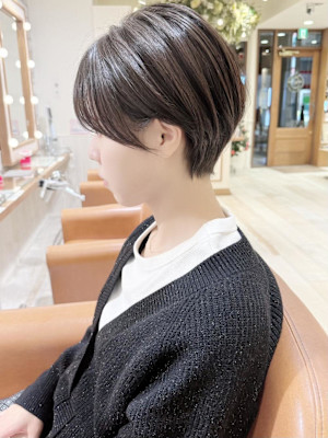 大人かわいいマッシュショート【ショート241203】