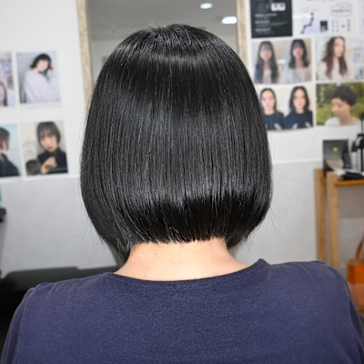 柔らかなツヤ髪に縮毛矯正