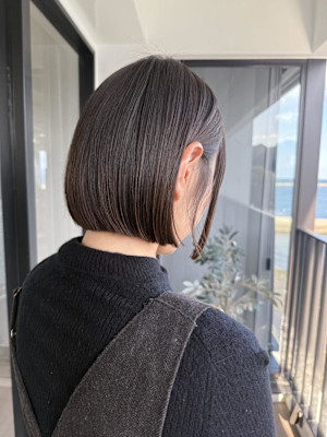 切りっぱなしボブ