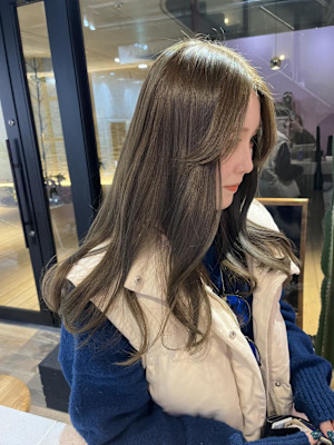 透明感抜群のオリーブカラー