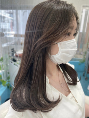 ミルクティーベージュ