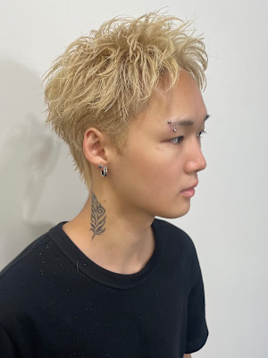 スパイキーショート/ブロンド