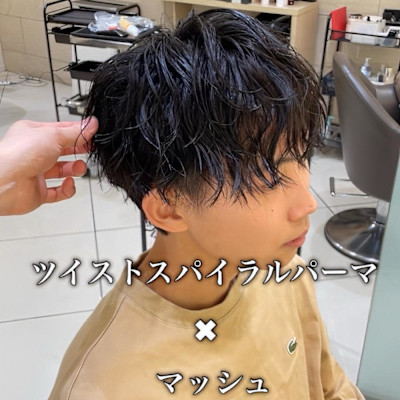 ツイストスパイラルパーマ×マッシュ