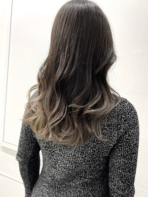 アッシュベージュ