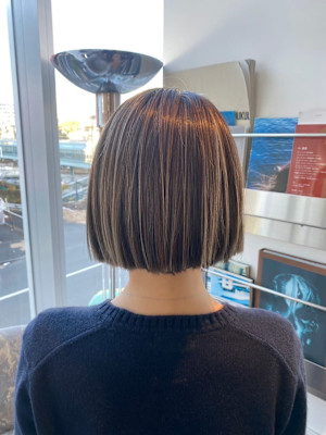 アッシュベージュカラー/ショートボブ