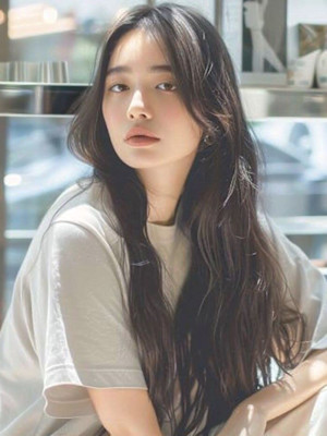 ふんわりウェーブナチュラルロングネビージュ髪質改善カラー