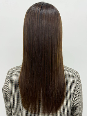 髪質改善　サラサラストレートロング　グレージュカラー