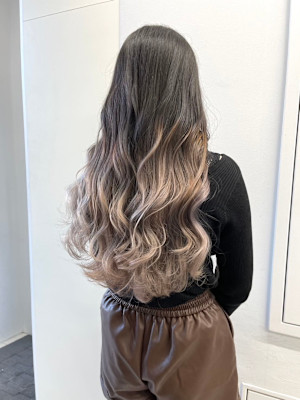 グラデーションベージュ