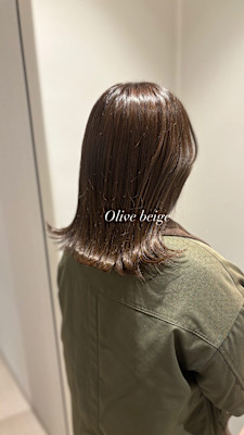 赤み消しカラーで透明感アップ