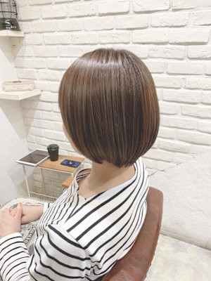 ツヤ感ショートスタイル