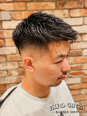 アップバングショート