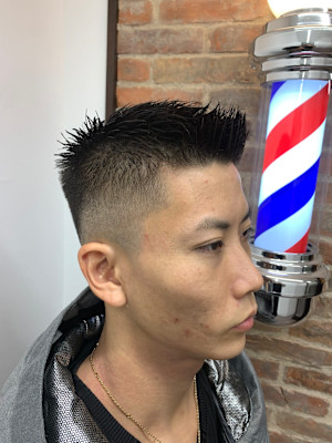 アップバングショート