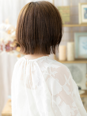 伸ばしかけ◎くびれボブディこなれ抜け感ヘア　くすみベージュ