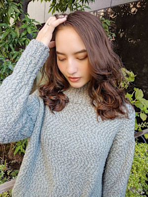 大人髪質改善　レイヤースタイル