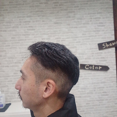 ハイフェード風モヒカン&アッシュカラー