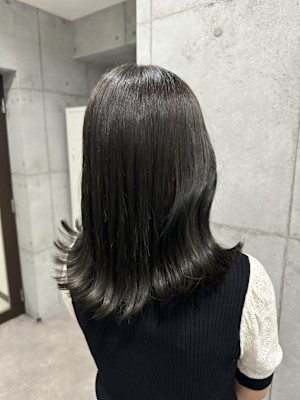 オリーブブラウン