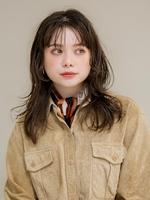  鎖骨ボブ×レイヤースタイル