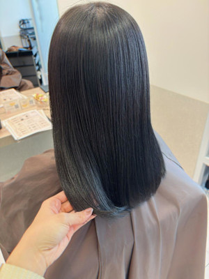 ブルーブラックカラー