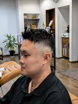 ベリーショートフェードカット