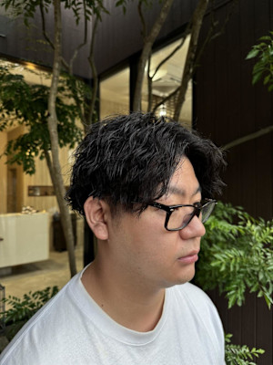 ツイストスパイラルパーマ/山本凌也