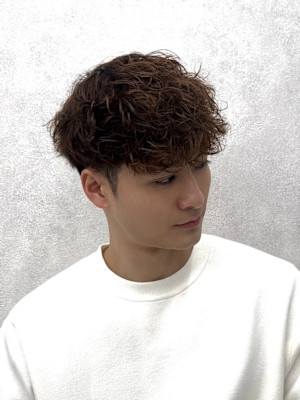 スペインカールマッシュパーマ