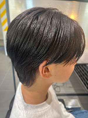 毛流れショートウルフ