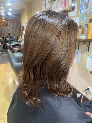 ベージュカラー