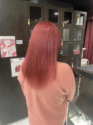 ブリーチありサーモンピンクカラーー【錦糸町北口】ayaka