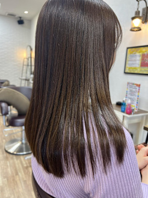 ショコラブラウン／髪質改善トリートメント