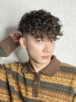 スペインカールパーマツイストスパイラルパーマメンズマッシュ