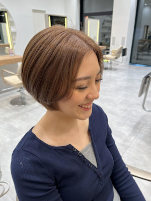 やわらかベージュ