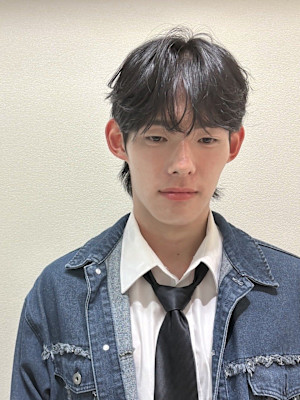 クロスバングスタイル/韓国ダウンパーマ韓国メンズヘア札幌