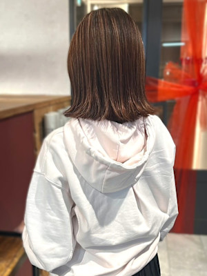 オリーブベージュ　外ハネボブ　艶トリートメント　艶髪　透明感