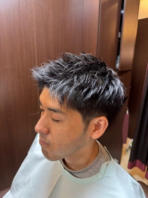 刈上げショートスタイル