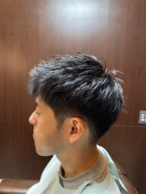 刈上げショートスタイル