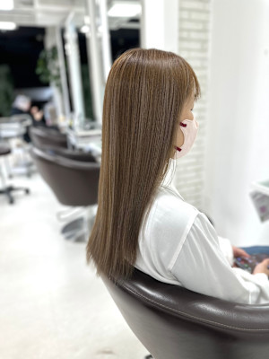 ハイライトベージュ