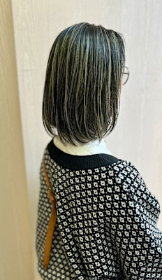ハイライト抜きっぱなしボブ