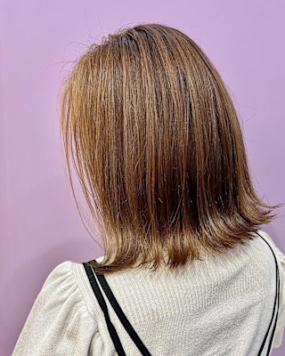 髪質改善カラー×外はねボブ