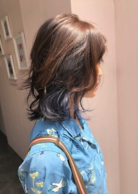 外ハネスタイルボブ