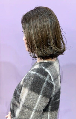 外ハネスタイルボブ