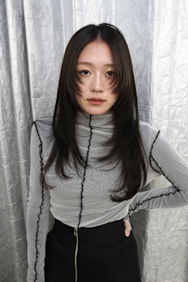 ステップボーンカットハイレイヤースタイル/顔まわりレイヤー