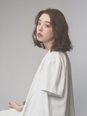 ゆるふわウェーブマロンベージュ