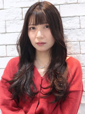 くびれ巻きアレンジ　ロングレイヤー　ゆるめカール　20代