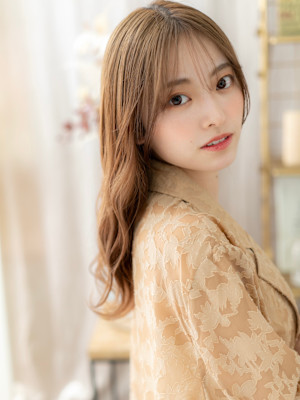 波巻きウェーブ細巻きハイライトウェットヘア　韓国風巻き