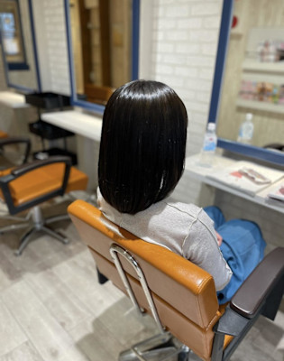 暗めアッシュカラー