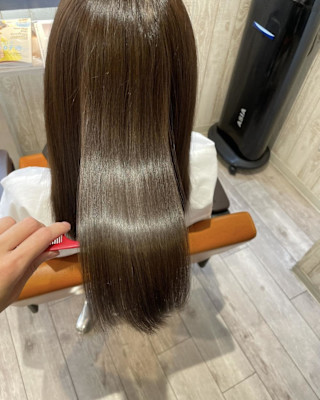 オリーブブラウン