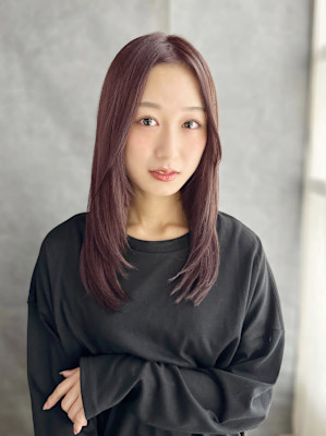 20代30代40代　大人センターパートツヤ髪