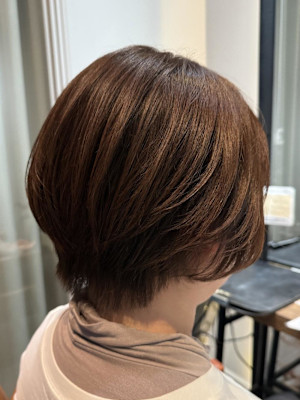 ショートボブ